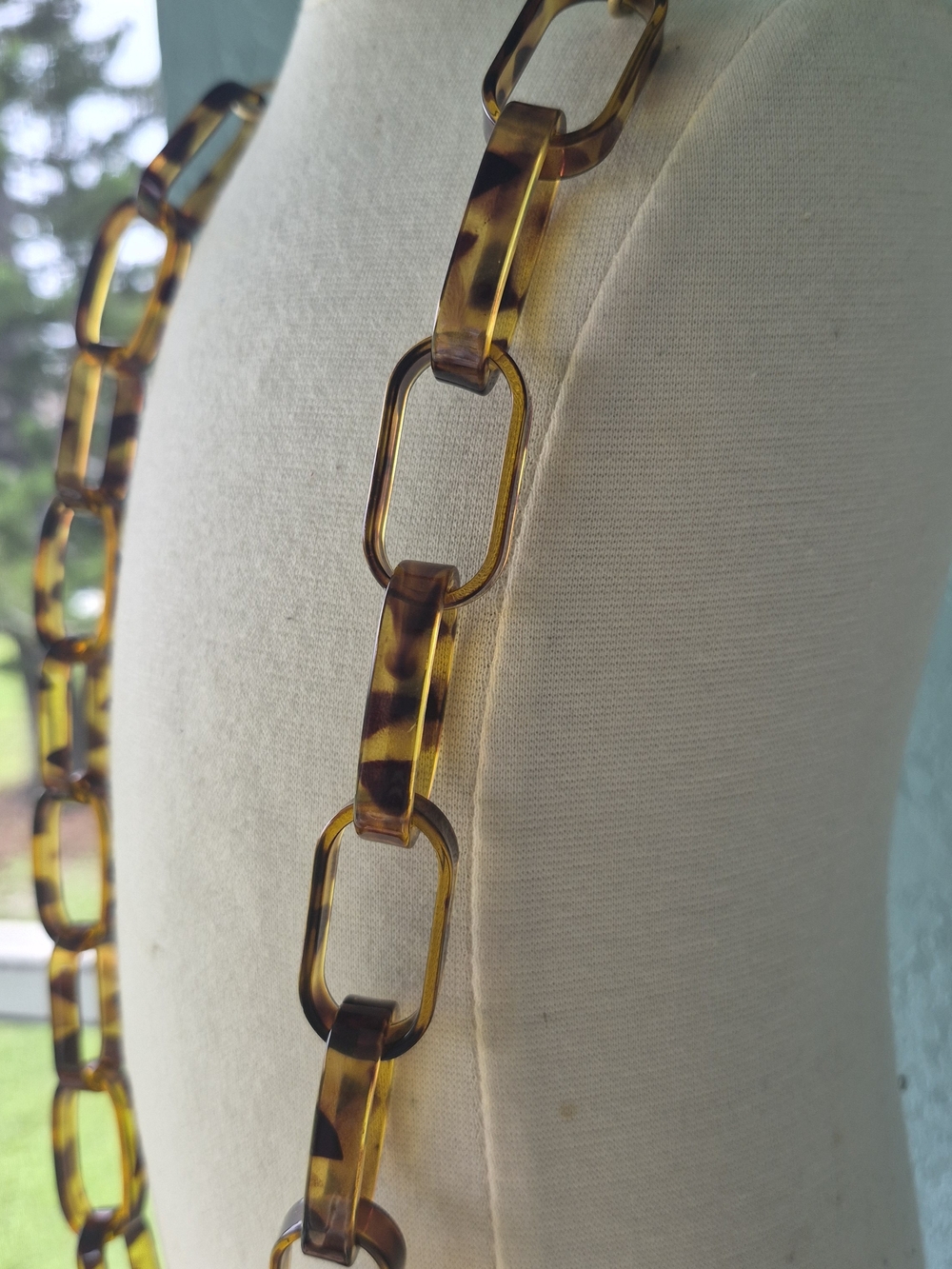 VTG Tortoiseshell Acrylic Chain Strap Necklace